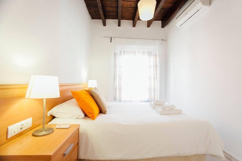 Precioso Apartamento En El Casco Antiguo De Triana Севилья Экстерьер фото